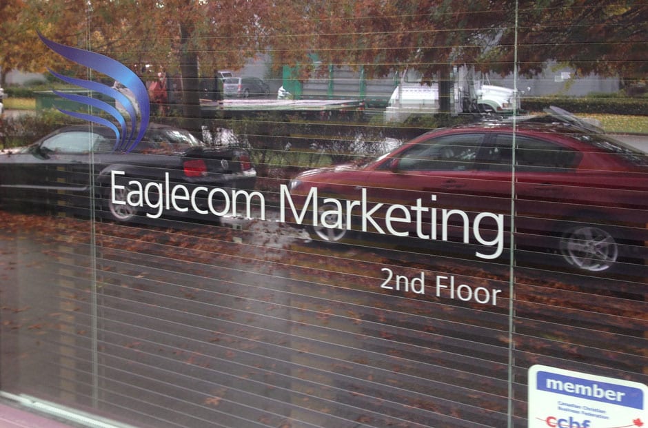 eaglecom-sign